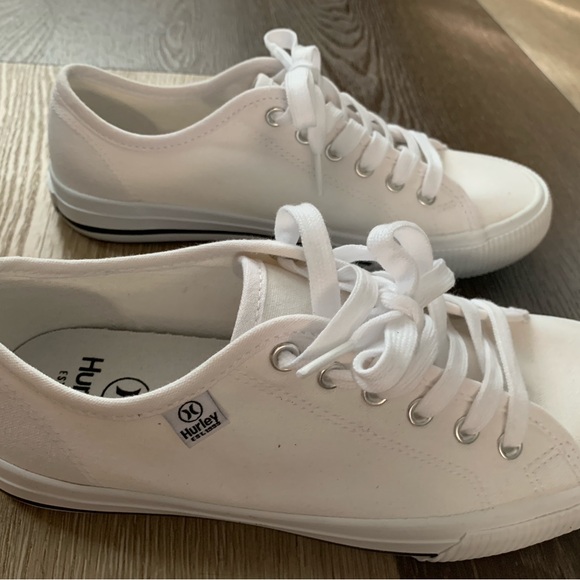 Hurley white canvas sneaker women’s size 6 - Picture 7 of 11